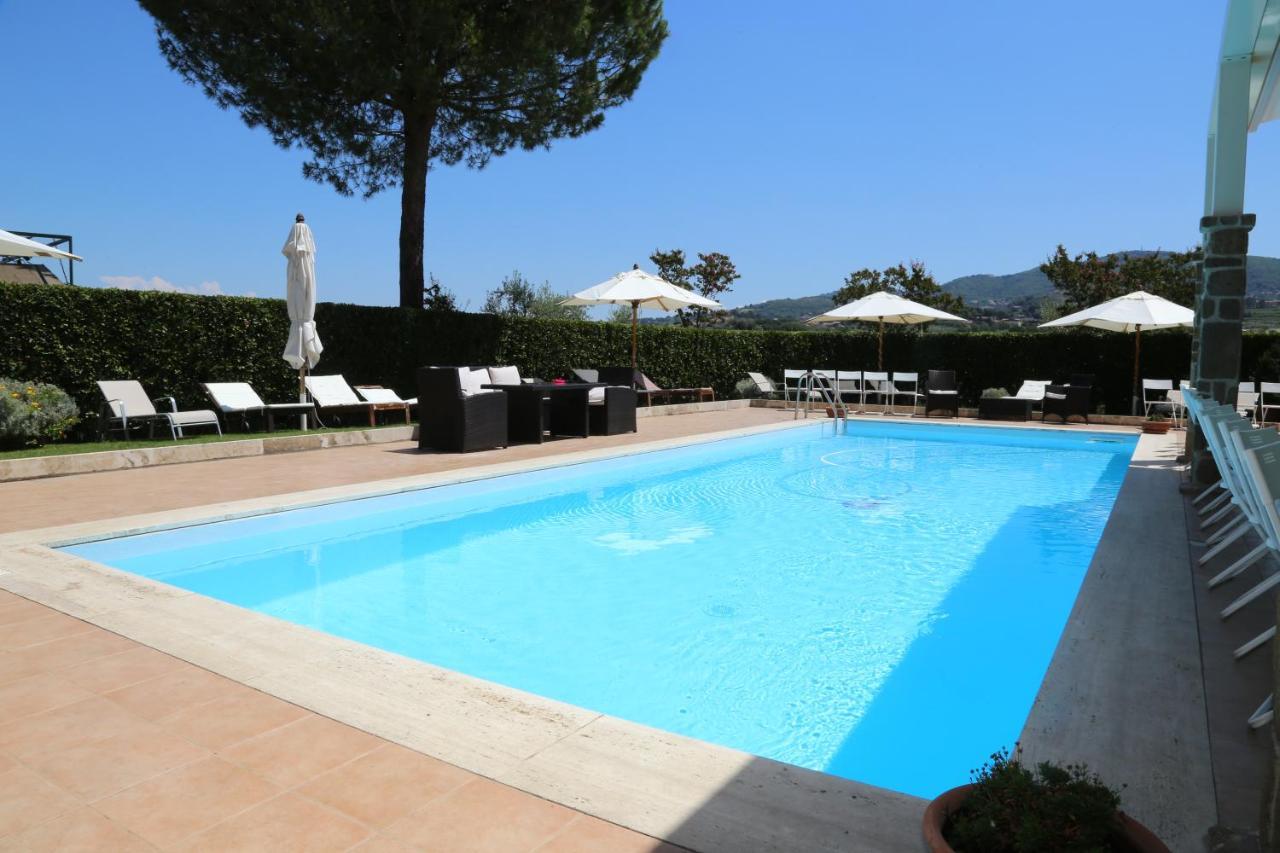 Tenuta Di Pietra Porzia Monte Porzio Catone Eksteriør bilde