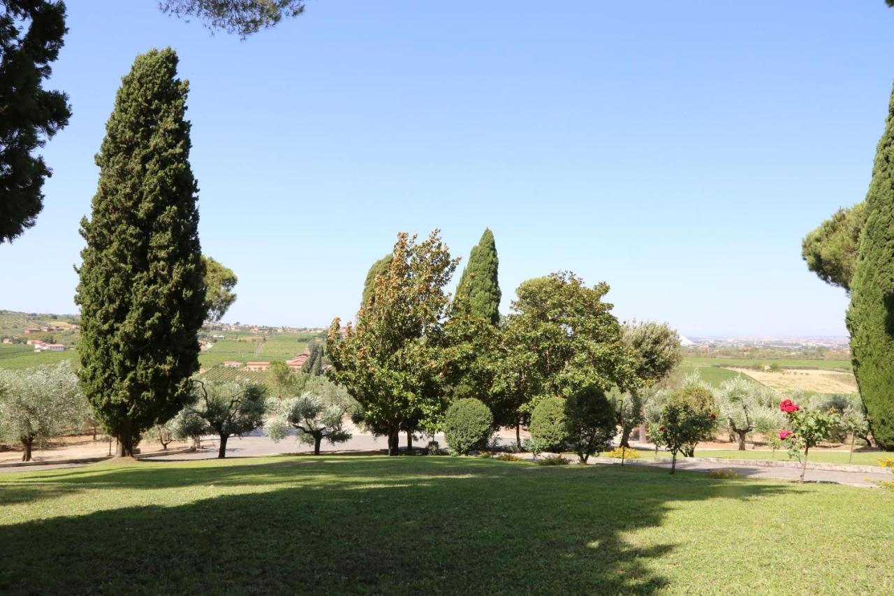 Tenuta Di Pietra Porzia Monte Porzio Catone Eksteriør bilde